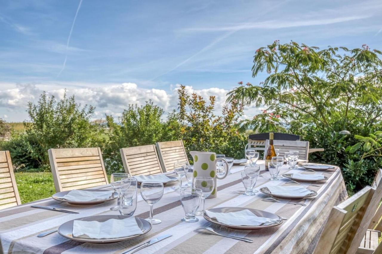Family Villa At 1H15 From Lyon Precieux Exterior foto